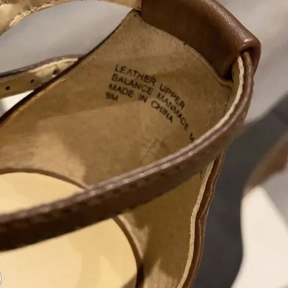 Cold Water Creek brown sandals - Picture 4 of 4